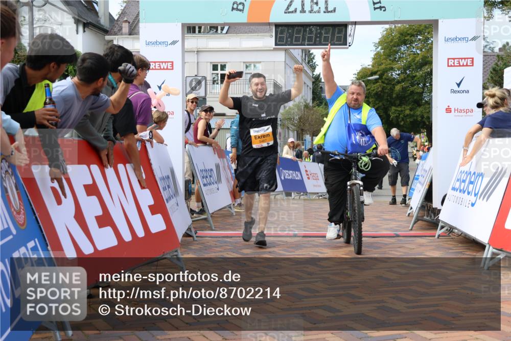 31.08.2025 - 21. Blankeneser Heldenlauf Strokosch-Dieckow http://msf.ph/oto/8702214 31.08.2025 13:41:36 Ziel 5467 meine-sportfotos.de