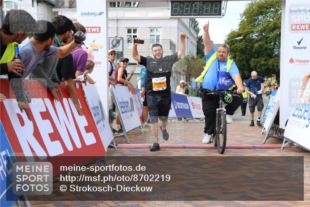 31.08.2025 - 21. Blankeneser Heldenlauf Strokosch-Dieckow http://msf.ph/oto/8702219 31.08.2025 13:41:35 Ziel 5467 meine-sportfotos.de