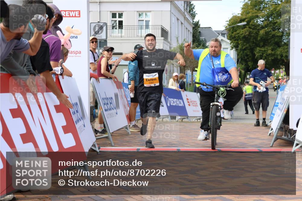 31.08.2025 - 21. Blankeneser Heldenlauf Strokosch-Dieckow http://msf.ph/oto/8702226 31.08.2025 13:41:35 Ziel 5467 meine-sportfotos.de