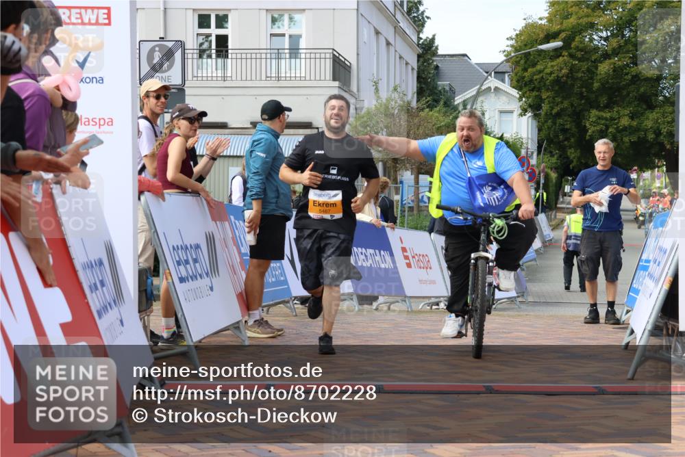 31.08.2025 - 21. Blankeneser Heldenlauf Strokosch-Dieckow http://msf.ph/oto/8702228 31.08.2025 13:41:34 Ziel 5467 meine-sportfotos.de