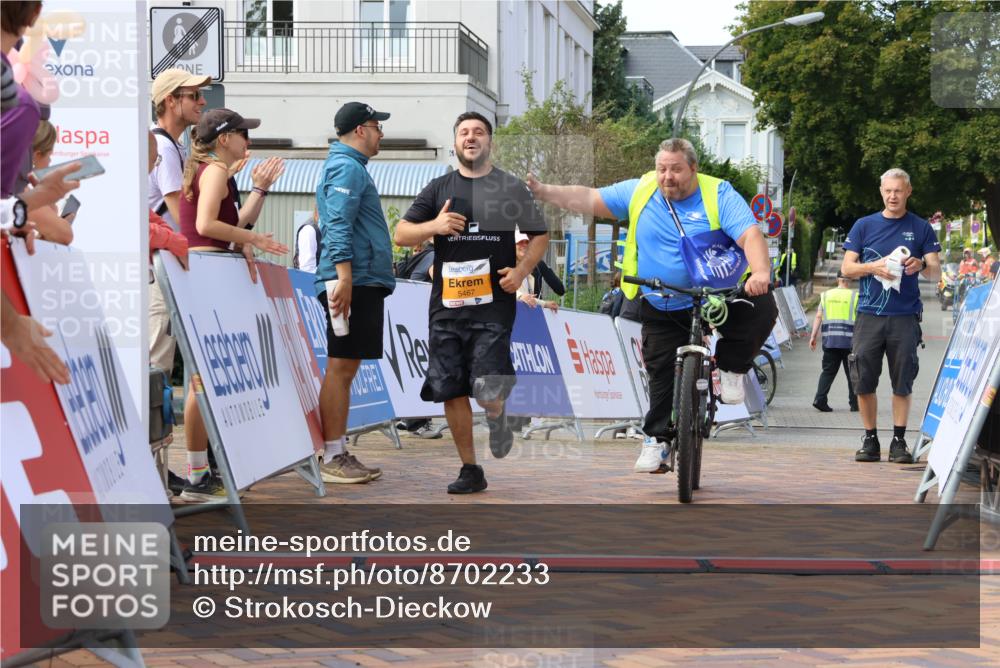 31.08.2025 - 21. Blankeneser Heldenlauf Strokosch-Dieckow http://msf.ph/oto/8702233 31.08.2025 13:41:34 Ziel 5467 meine-sportfotos.de