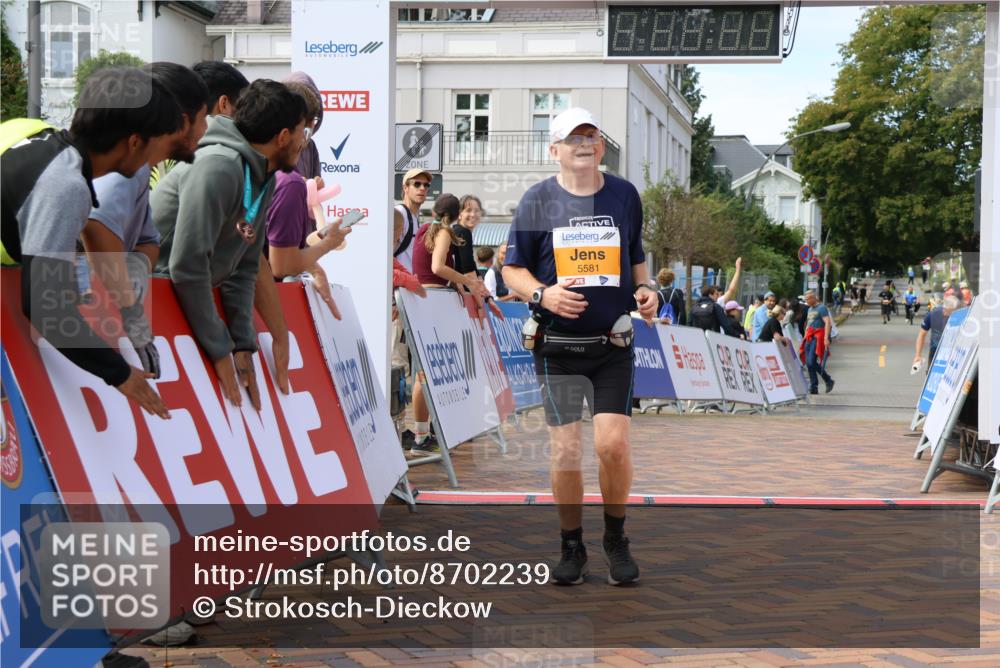 31.08.2025 - 21. Blankeneser Heldenlauf Strokosch-Dieckow http://msf.ph/oto/8702239 31.08.2025 13:41:09 Ziel 5581 meine-sportfotos.de