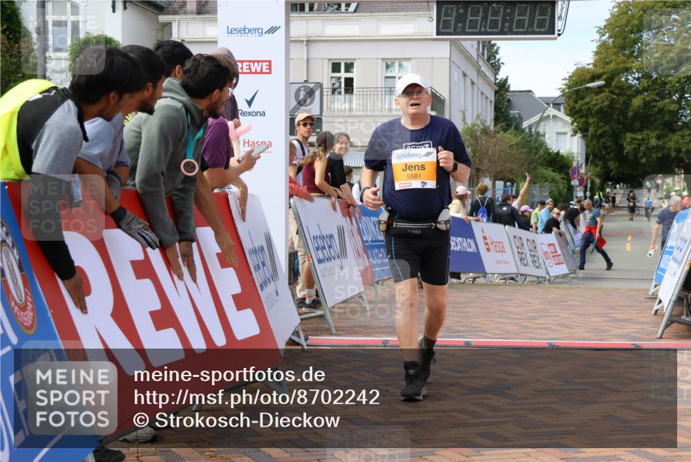 31.08.2025 - 21. Blankeneser Heldenlauf Strokosch-Dieckow http://msf.ph/oto/8702242 31.08.2025 13:41:09 Ziel 5581 meine-sportfotos.de
