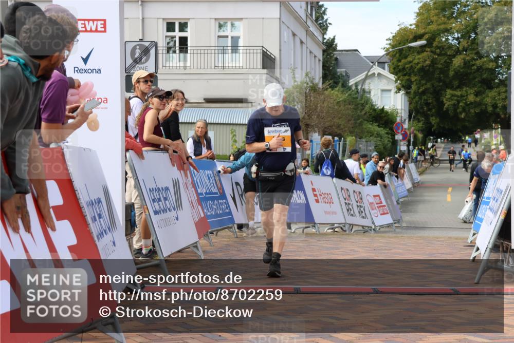 31.08.2025 - 21. Blankeneser Heldenlauf Strokosch-Dieckow http://msf.ph/oto/8702259 31.08.2025 13:41:07 Ziel 5581 meine-sportfotos.de