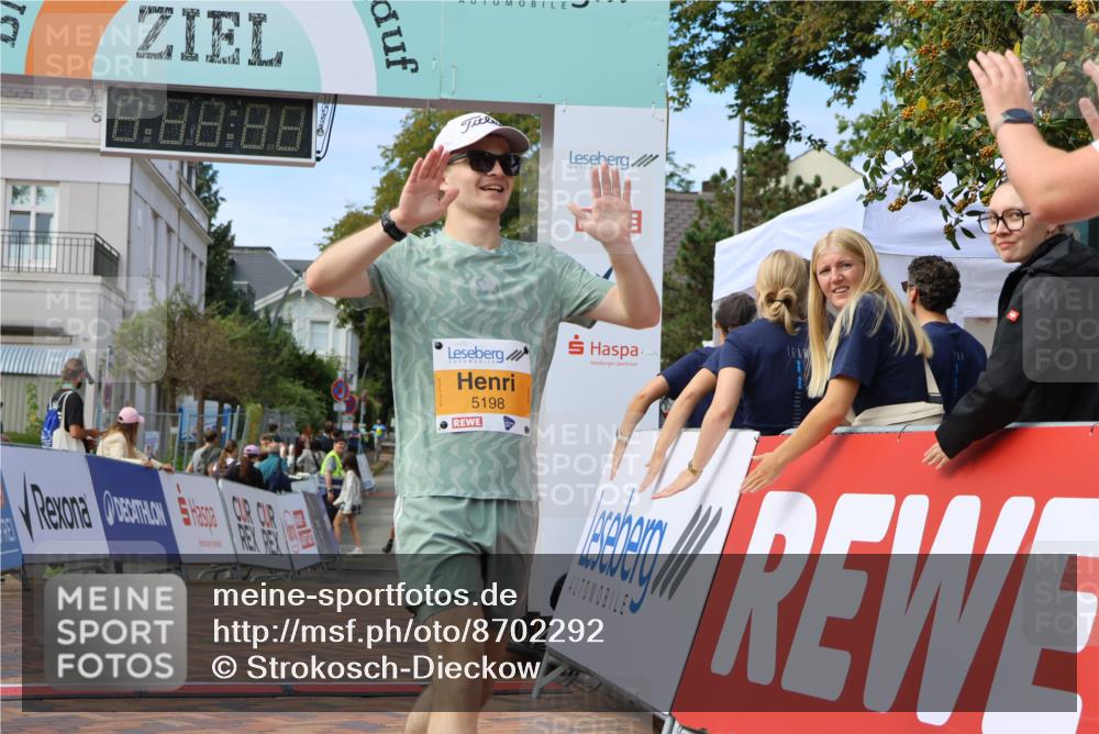 31.08.2025 - 21. Blankeneser Heldenlauf Strokosch-Dieckow http://msf.ph/oto/8702292 31.08.2025 13:39:29 Ziel 5198 meine-sportfotos.de