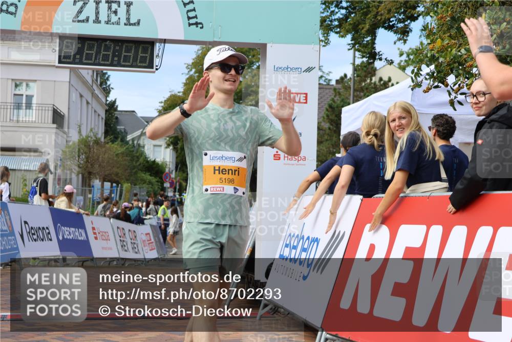 31.08.2025 - 21. Blankeneser Heldenlauf Strokosch-Dieckow http://msf.ph/oto/8702293 31.08.2025 13:39:29 Ziel 5198 meine-sportfotos.de