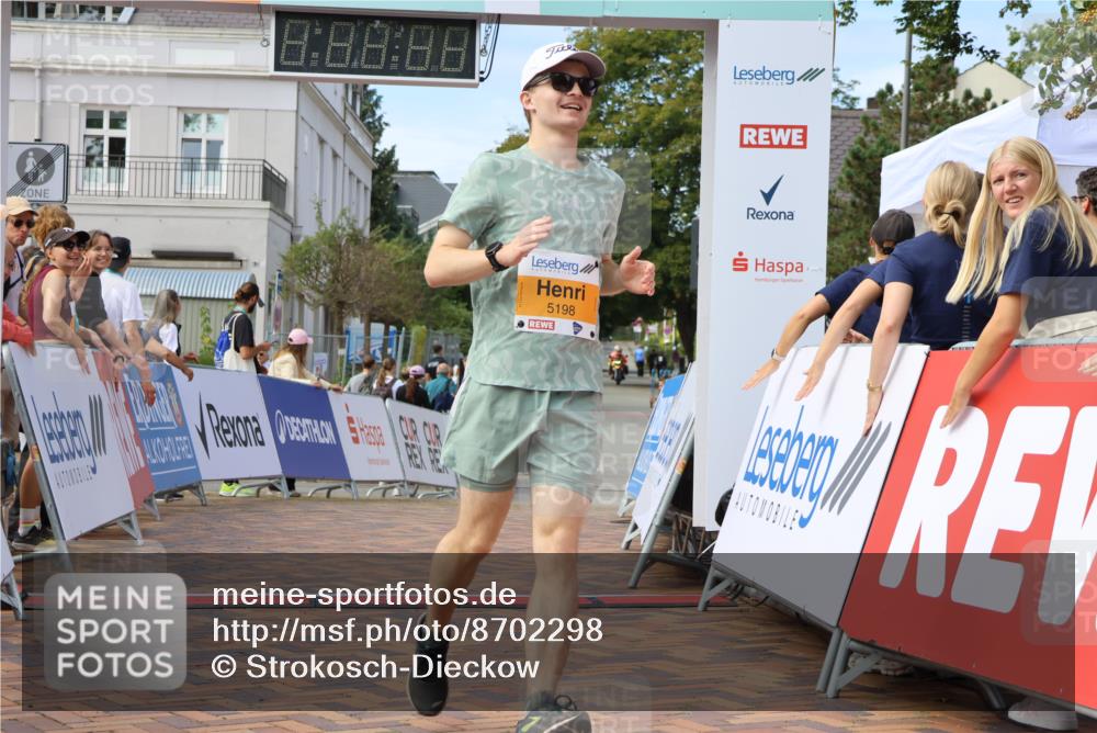 31.08.2025 - 21. Blankeneser Heldenlauf Strokosch-Dieckow http://msf.ph/oto/8702298 31.08.2025 13:39:29 Ziel 5198 meine-sportfotos.de