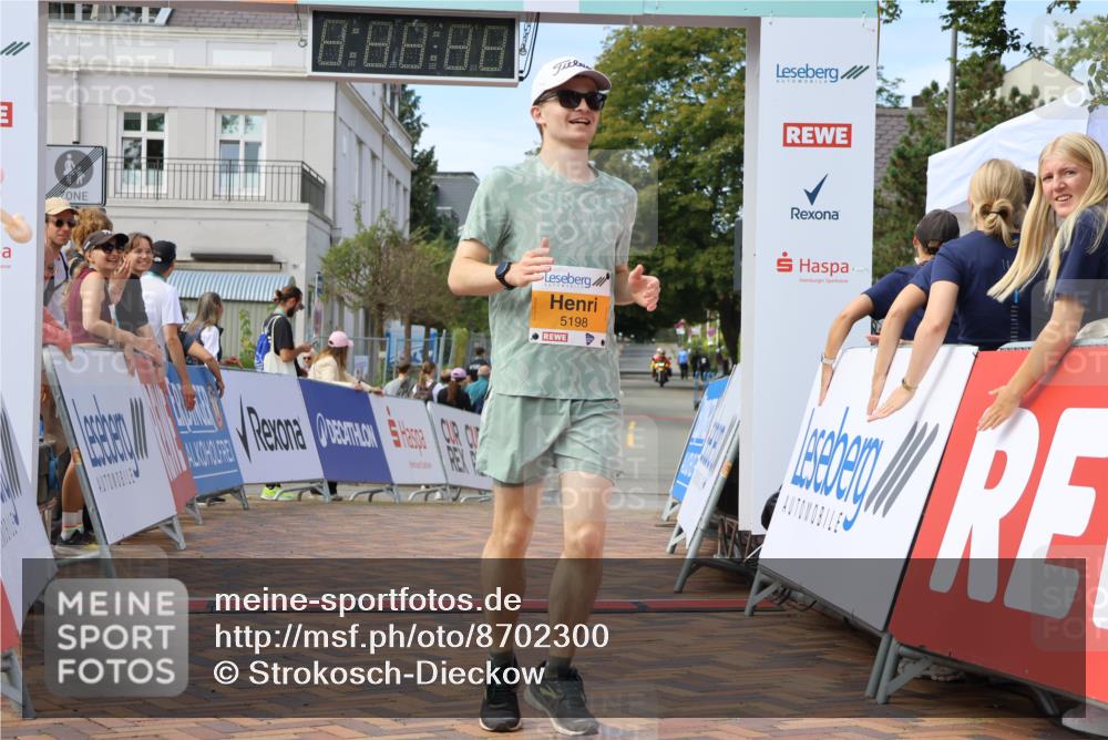 31.08.2025 - 21. Blankeneser Heldenlauf Strokosch-Dieckow http://msf.ph/oto/8702300 31.08.2025 13:39:29 Ziel 5198 meine-sportfotos.de