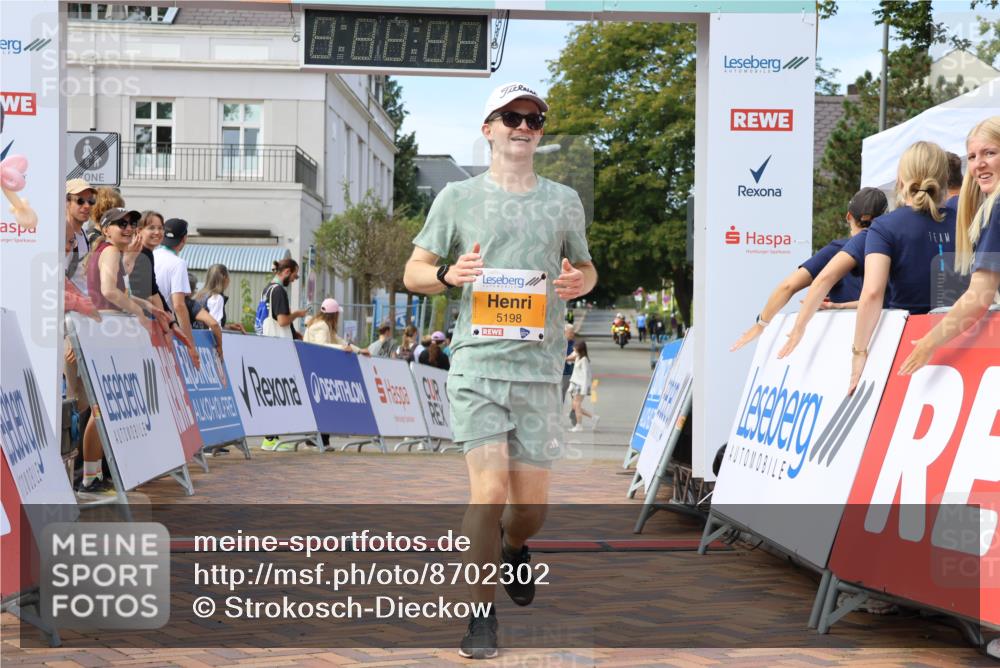 31.08.2025 - 21. Blankeneser Heldenlauf Strokosch-Dieckow http://msf.ph/oto/8702302 31.08.2025 13:39:29 Ziel 5198 meine-sportfotos.de
