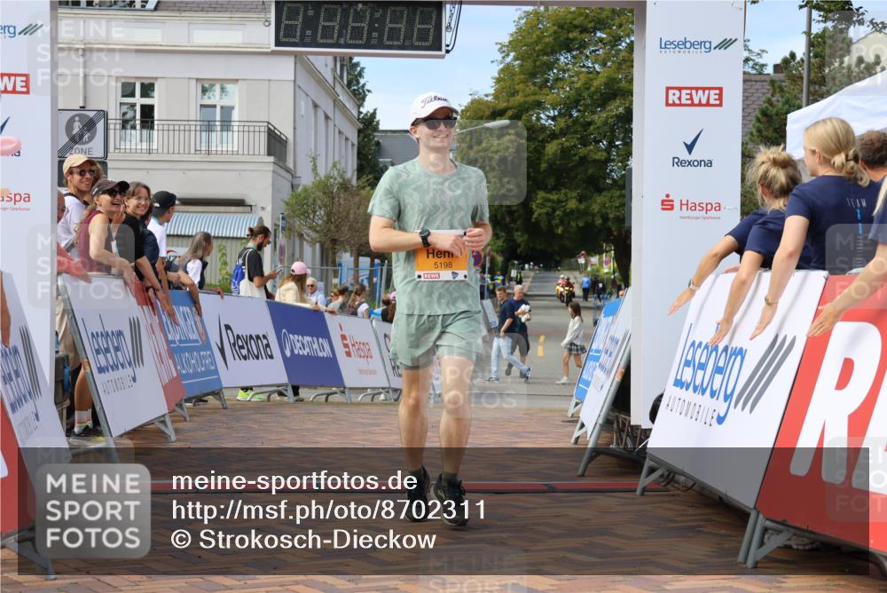 31.08.2025 - 21. Blankeneser Heldenlauf Strokosch-Dieckow http://msf.ph/oto/8702311 31.08.2025 13:39:28 Ziel 5198 meine-sportfotos.de