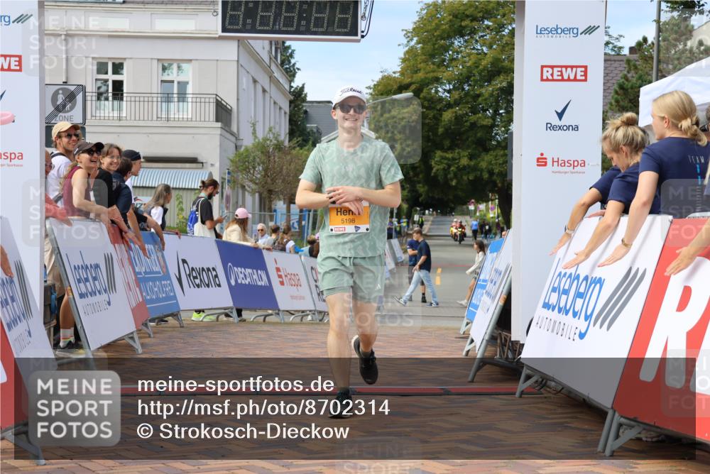 31.08.2025 - 21. Blankeneser Heldenlauf Strokosch-Dieckow http://msf.ph/oto/8702314 31.08.2025 13:39:28 Ziel 5198 meine-sportfotos.de