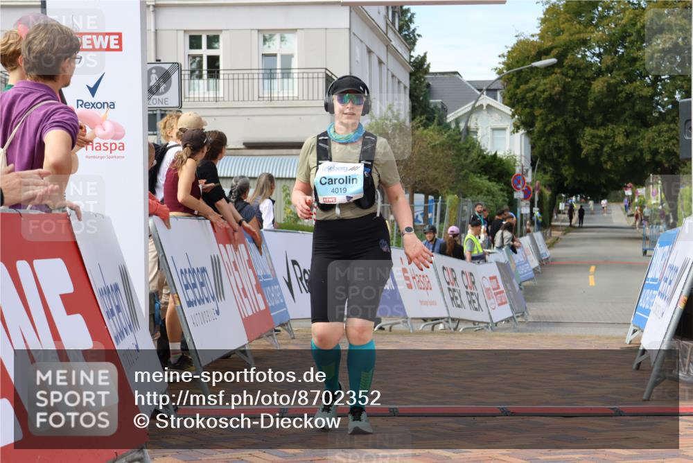 31.08.2025 - 21. Blankeneser Heldenlauf Strokosch-Dieckow http://msf.ph/oto/8702352 31.08.2025 13:38:19 Ziel 4019 meine-sportfotos.de