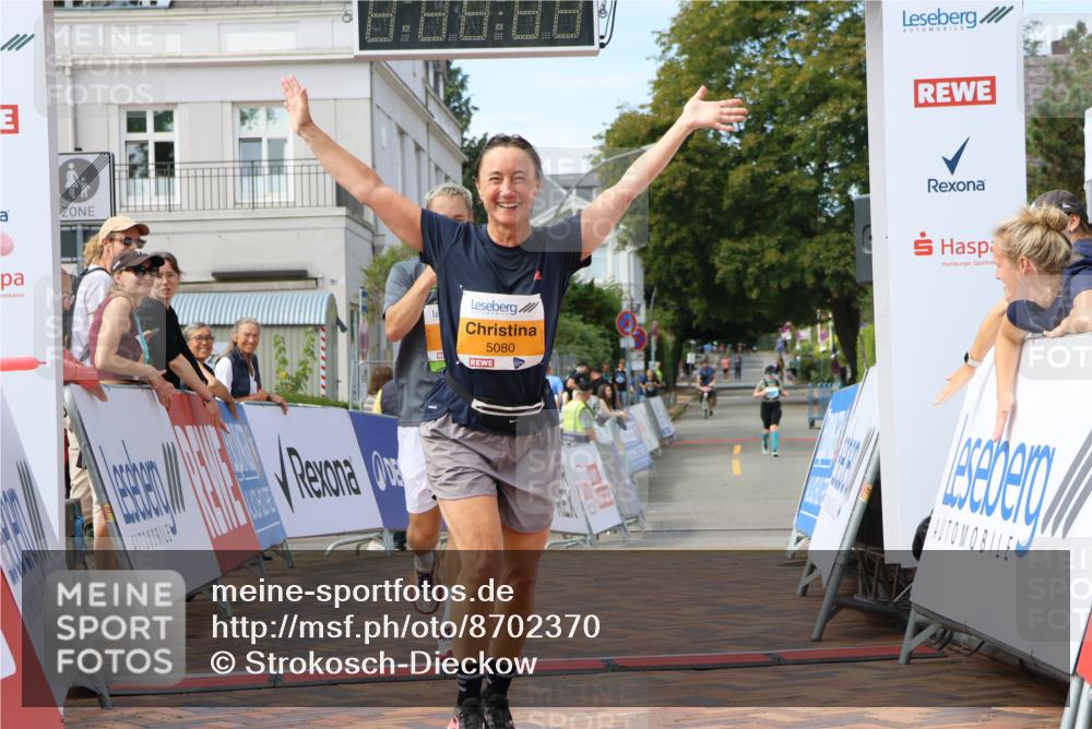 31.08.2025 - 21. Blankeneser Heldenlauf Strokosch-Dieckow http://msf.ph/oto/8702370 31.08.2025 13:37:58 Ziel 5080 meine-sportfotos.de
