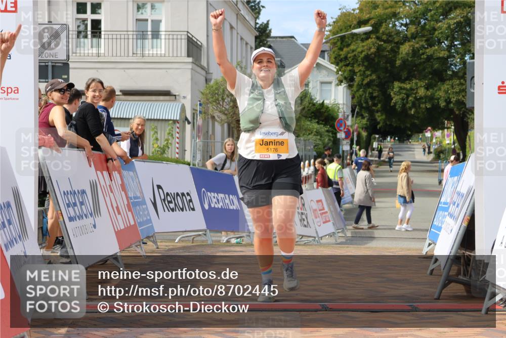 31.08.2025 - 21. Blankeneser Heldenlauf Strokosch-Dieckow http://msf.ph/oto/8702445 31.08.2025 13:35:32 Ziel 5176 meine-sportfotos.de