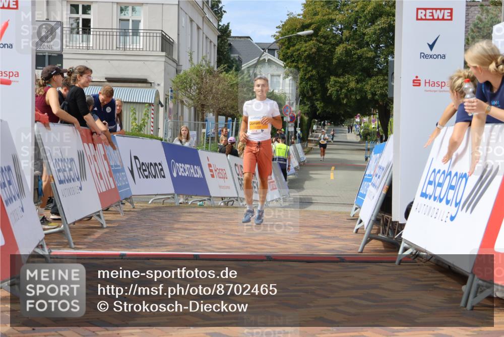 31.08.2025 - 21. Blankeneser Heldenlauf Strokosch-Dieckow http://msf.ph/oto/8702465 31.08.2025 13:35:13 Ziel 5137 meine-sportfotos.de