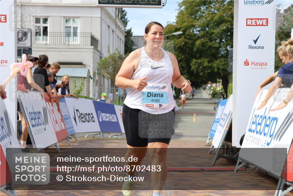 31.08.2025 - 21. Blankeneser Heldenlauf Strokosch-Dieckow http://msf.ph/oto/8702483 31.08.2025 13:34:43 Ziel 4399, 4095 meine-sportfotos.de