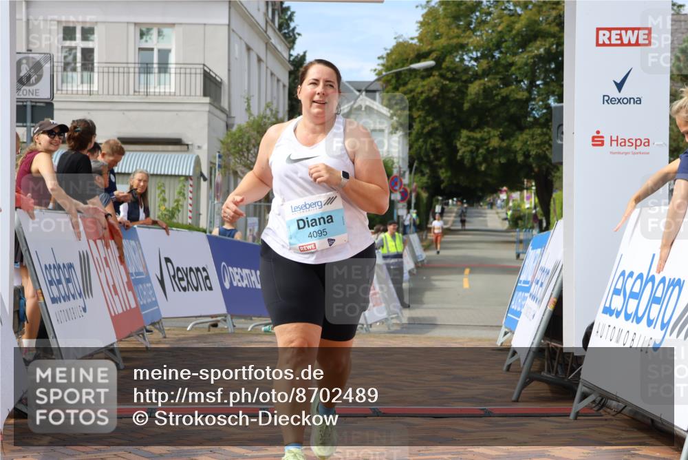 31.08.2025 - 21. Blankeneser Heldenlauf Strokosch-Dieckow http://msf.ph/oto/8702489 31.08.2025 13:34:42 Ziel 4399, 4095 meine-sportfotos.de