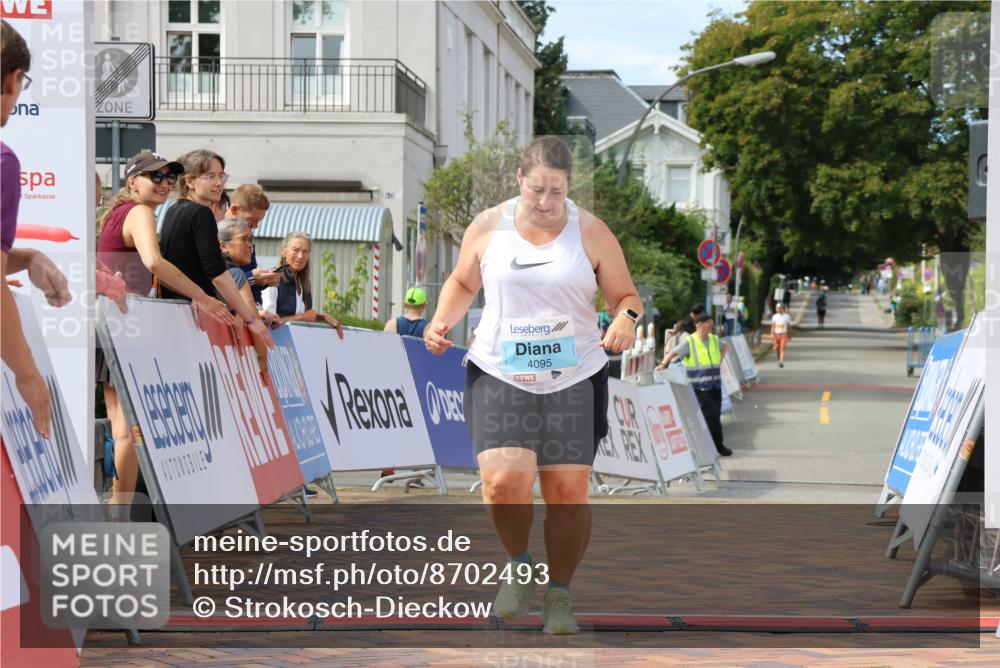 31.08.2025 - 21. Blankeneser Heldenlauf Strokosch-Dieckow http://msf.ph/oto/8702493 31.08.2025 13:34:41 Ziel 4399, 4095 meine-sportfotos.de