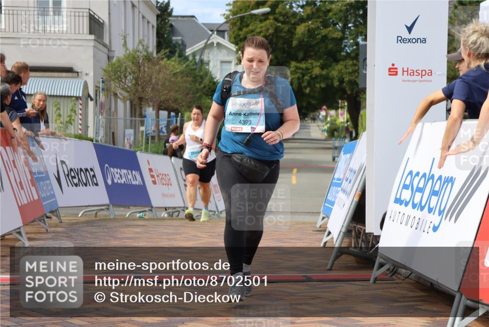 31.08.2025 - 21. Blankeneser Heldenlauf Strokosch-Dieckow http://msf.ph/oto/8702501 31.08.2025 13:34:37 Ziel 4399, 4095 meine-sportfotos.de