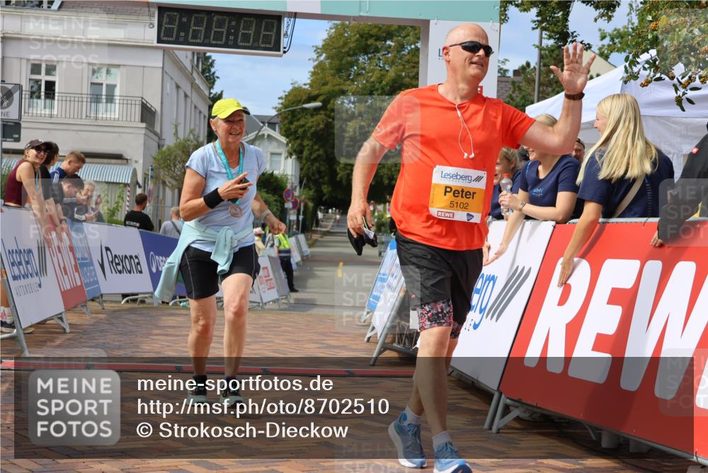 31.08.2025 - 21. Blankeneser Heldenlauf Strokosch-Dieckow http://msf.ph/oto/8702510 31.08.2025 13:33:21 Ziel 5102 meine-sportfotos.de