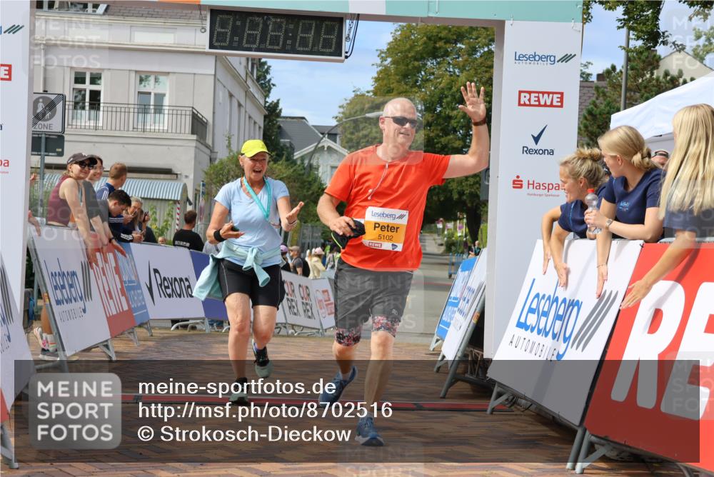31.08.2025 - 21. Blankeneser Heldenlauf Strokosch-Dieckow http://msf.ph/oto/8702516 31.08.2025 13:33:20 Ziel 5102 meine-sportfotos.de