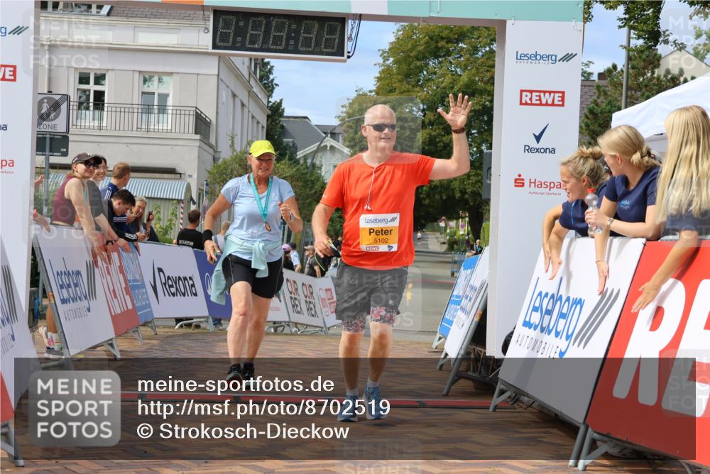 31.08.2025 - 21. Blankeneser Heldenlauf Strokosch-Dieckow http://msf.ph/oto/8702519 31.08.2025 13:33:19 Ziel 5102 meine-sportfotos.de