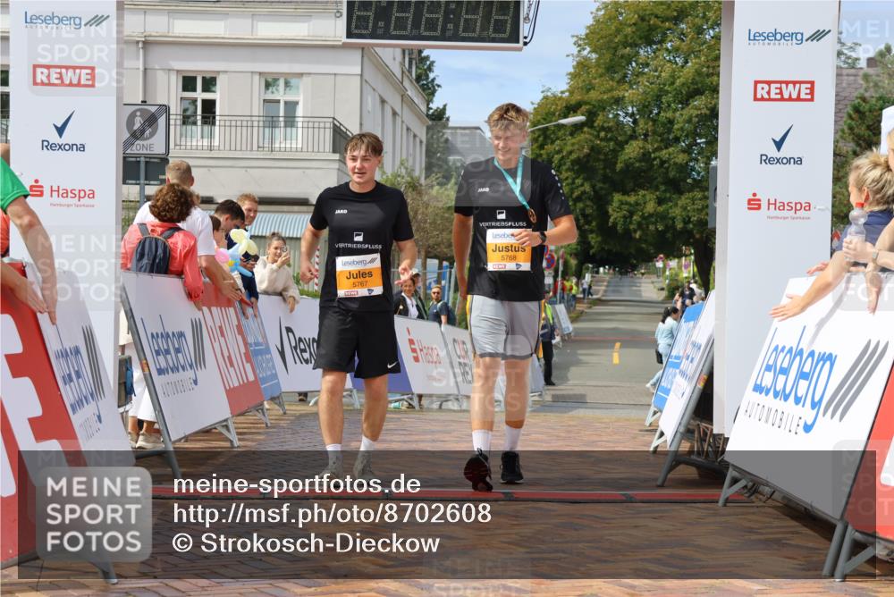 31.08.2025 - 21. Blankeneser Heldenlauf Strokosch-Dieckow http://msf.ph/oto/8702608 31.08.2025 13:27:44 Ziel 5767 meine-sportfotos.de