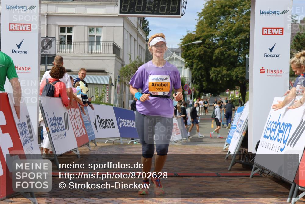 31.08.2025 - 21. Blankeneser Heldenlauf Strokosch-Dieckow http://msf.ph/oto/8702628 31.08.2025 13:27:17 Ziel 5057 meine-sportfotos.de