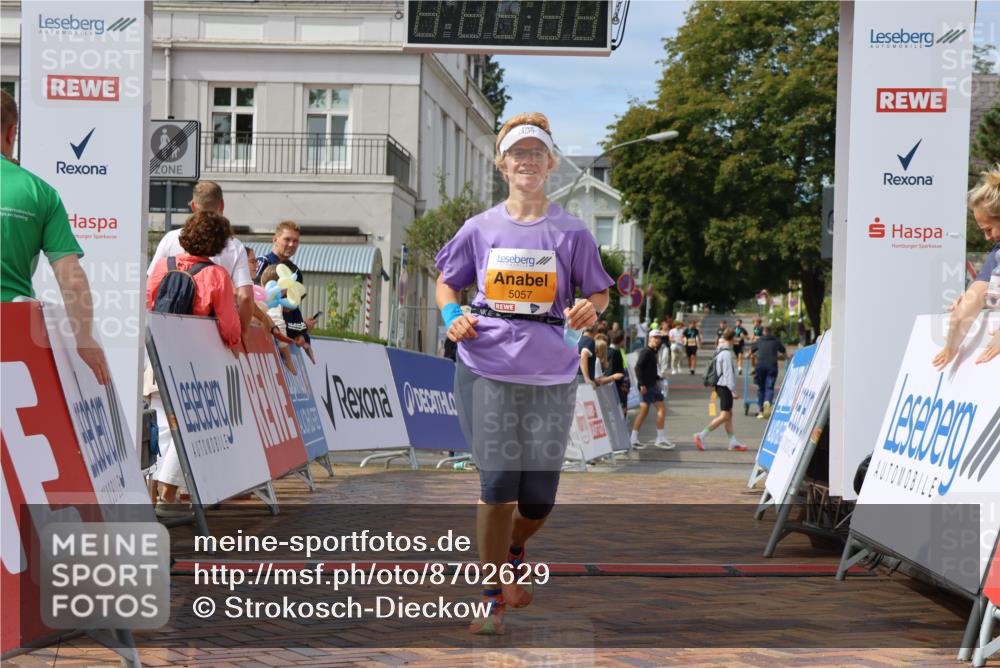 31.08.2025 - 21. Blankeneser Heldenlauf Strokosch-Dieckow http://msf.ph/oto/8702629 31.08.2025 13:27:17 Ziel 5057 meine-sportfotos.de