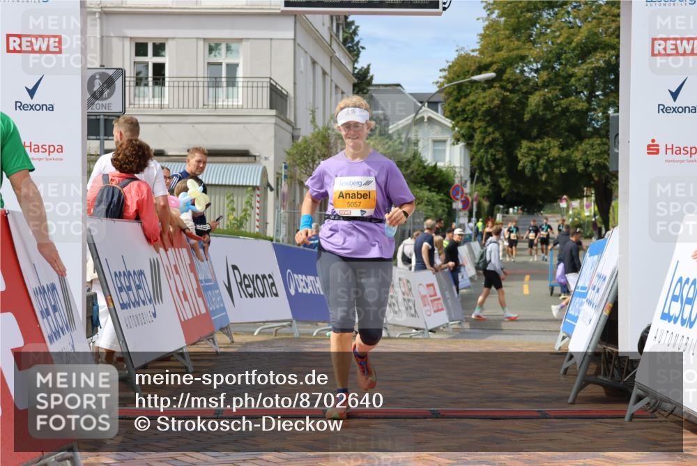 31.08.2025 - 21. Blankeneser Heldenlauf Strokosch-Dieckow http://msf.ph/oto/8702640 31.08.2025 13:27:16 Ziel 5057 meine-sportfotos.de