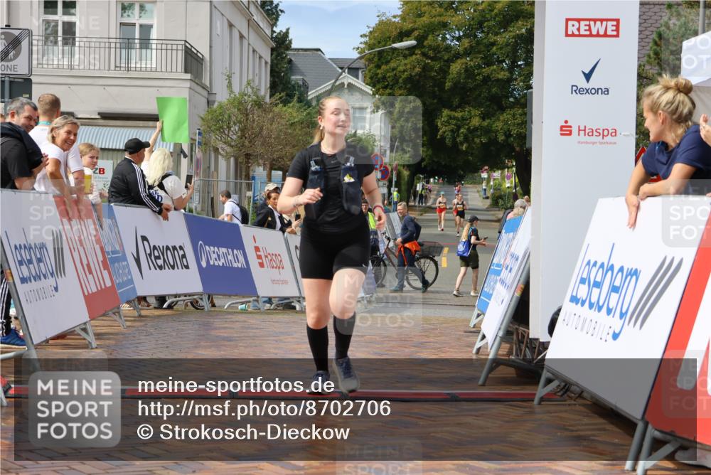 31.08.2025 - 21. Blankeneser Heldenlauf Strokosch-Dieckow http://msf.ph/oto/8702706 31.08.2025 13:24:55 Ziel 5598 meine-sportfotos.de