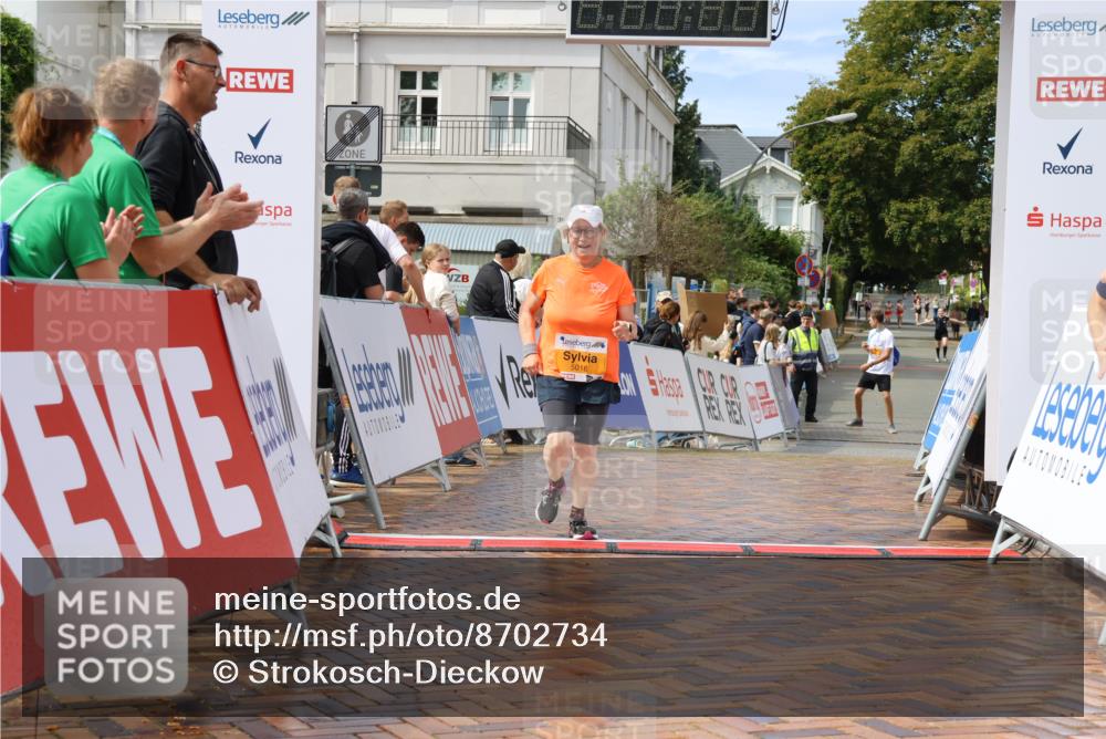 31.08.2025 - 21. Blankeneser Heldenlauf Strokosch-Dieckow http://msf.ph/oto/8702734 31.08.2025 13:24:35 Ziel 5016 meine-sportfotos.de