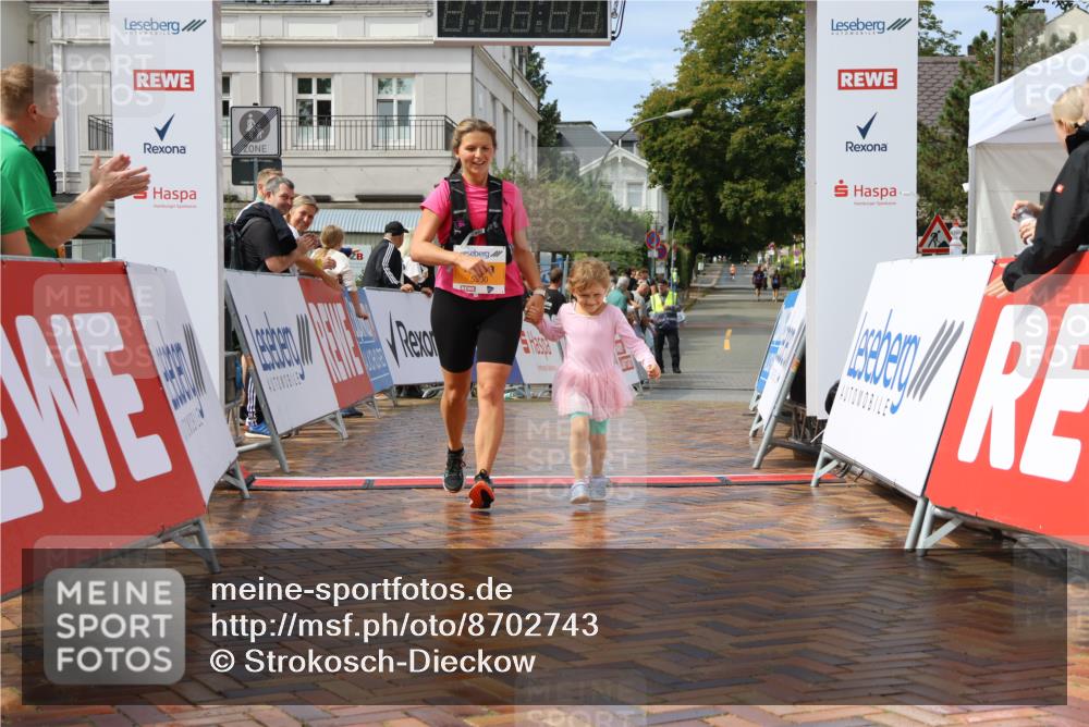 31.08.2025 - 21. Blankeneser Heldenlauf Strokosch-Dieckow http://msf.ph/oto/8702743 31.08.2025 13:23:28 Ziel 5500 meine-sportfotos.de
