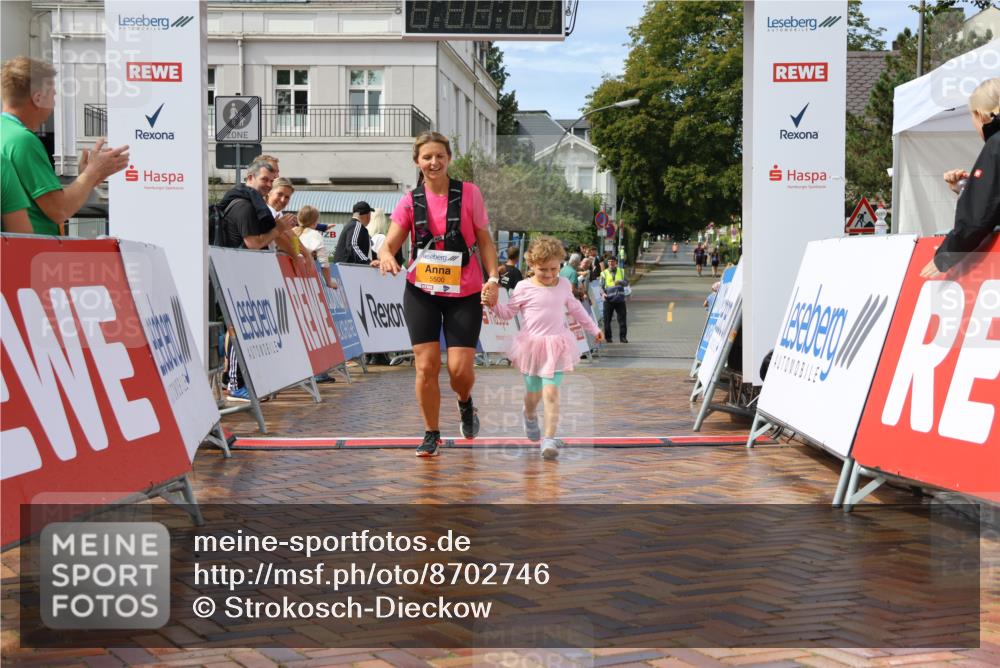 31.08.2025 - 21. Blankeneser Heldenlauf Strokosch-Dieckow http://msf.ph/oto/8702746 31.08.2025 13:23:28 Ziel 5500 meine-sportfotos.de