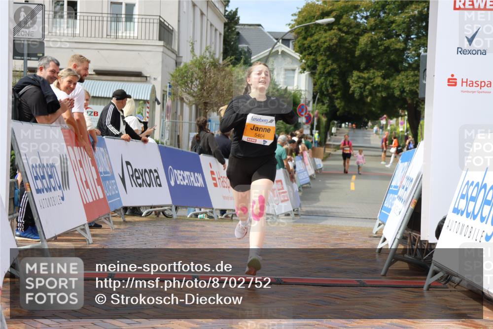 31.08.2025 - 21. Blankeneser Heldenlauf Strokosch-Dieckow http://msf.ph/oto/8702752 31.08.2025 13:23:08 Ziel 5404 meine-sportfotos.de