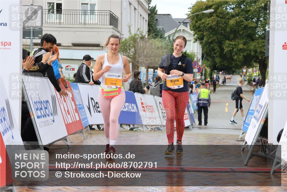 31.08.2025 - 21. Blankeneser Heldenlauf Strokosch-Dieckow http://msf.ph/oto/8702791 31.08.2025 13:18:42 Ziel 5836, 5297 meine-sportfotos.de