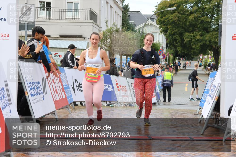 31.08.2025 - 21. Blankeneser Heldenlauf Strokosch-Dieckow http://msf.ph/oto/8702793 31.08.2025 13:18:42 Ziel 5836, 5297 meine-sportfotos.de