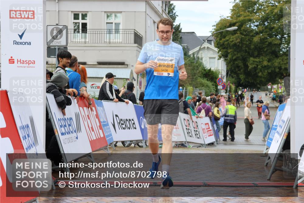 31.08.2025 - 21. Blankeneser Heldenlauf Strokosch-Dieckow http://msf.ph/oto/8702798 31.08.2025 13:18:24 Ziel 5436 meine-sportfotos.de