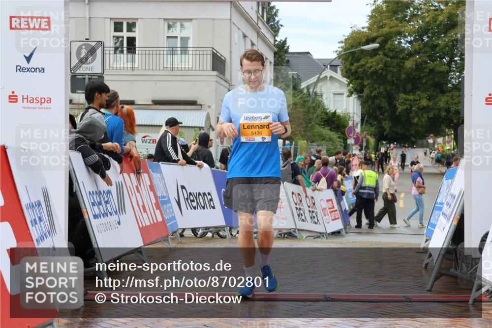 31.08.2025 - 21. Blankeneser Heldenlauf Strokosch-Dieckow http://msf.ph/oto/8702801 31.08.2025 13:18:24 Ziel 5436 meine-sportfotos.de