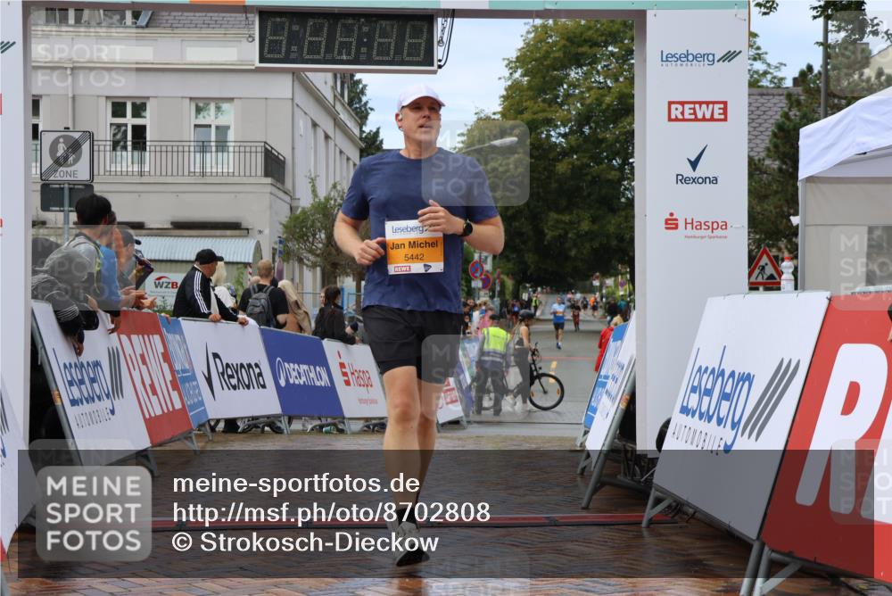 31.08.2025 - 21. Blankeneser Heldenlauf Strokosch-Dieckow http://msf.ph/oto/8702808 31.08.2025 13:18:06 Ziel 5442 meine-sportfotos.de