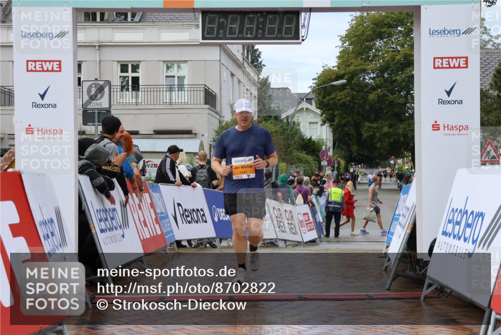 31.08.2025 - 21. Blankeneser Heldenlauf Strokosch-Dieckow http://msf.ph/oto/8702822 31.08.2025 13:18:05 Ziel 5442 meine-sportfotos.de