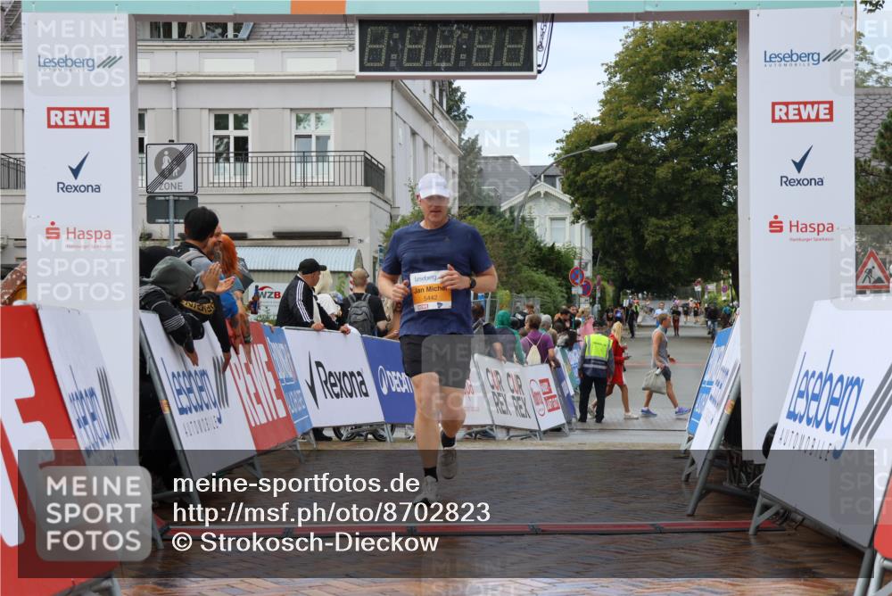 31.08.2025 - 21. Blankeneser Heldenlauf Strokosch-Dieckow http://msf.ph/oto/8702823 31.08.2025 13:18:05 Ziel 5442 meine-sportfotos.de
