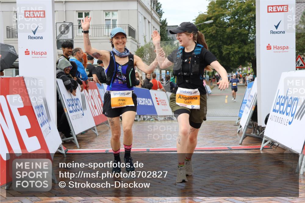 31.08.2025 - 21. Blankeneser Heldenlauf Strokosch-Dieckow http://msf.ph/oto/8702827 31.08.2025 13:17:52 Ziel 5655, 5822 meine-sportfotos.de