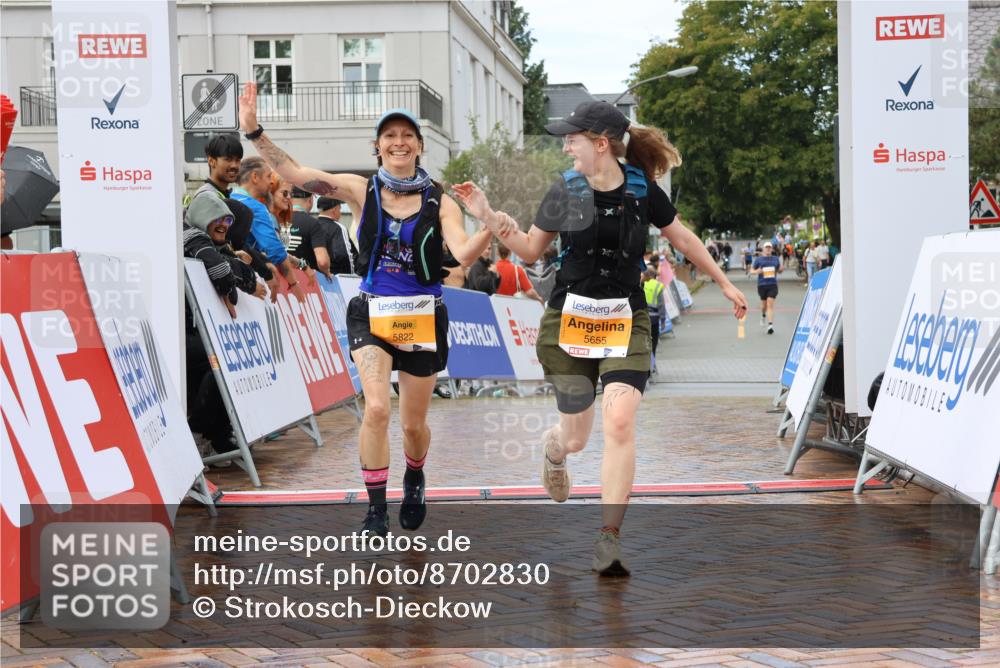 31.08.2025 - 21. Blankeneser Heldenlauf Strokosch-Dieckow http://msf.ph/oto/8702830 31.08.2025 13:17:52 Ziel 5655, 5822 meine-sportfotos.de
