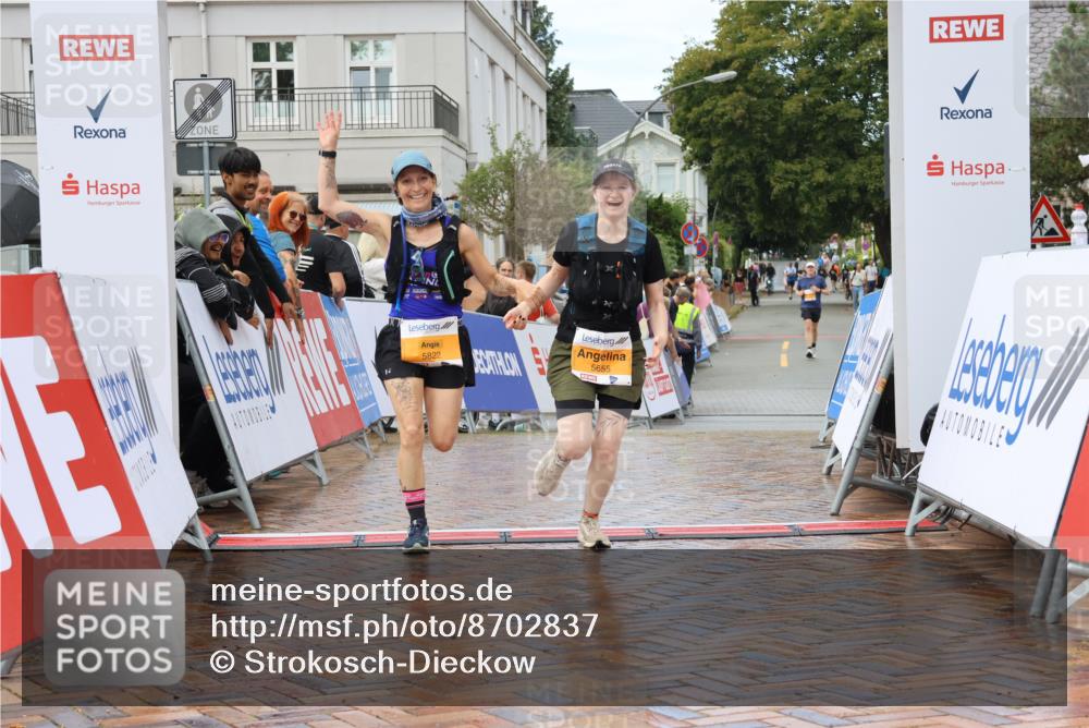 31.08.2025 - 21. Blankeneser Heldenlauf Strokosch-Dieckow http://msf.ph/oto/8702837 31.08.2025 13:17:52 Ziel 5655, 5822 meine-sportfotos.de