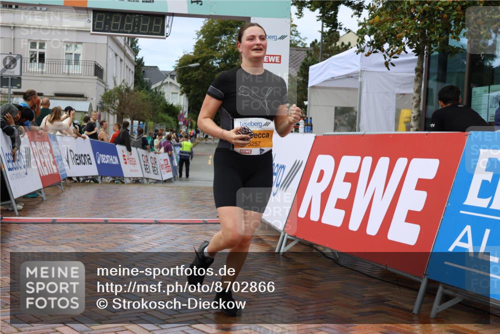 31.08.2025 - 21. Blankeneser Heldenlauf Strokosch-Dieckow http://msf.ph/oto/8702866 31.08.2025 13:16:42 Ziel 5257 meine-sportfotos.de