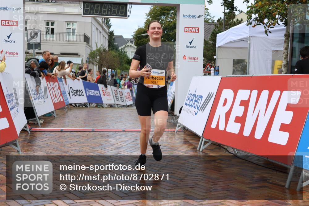 31.08.2025 - 21. Blankeneser Heldenlauf Strokosch-Dieckow http://msf.ph/oto/8702871 31.08.2025 13:16:41 Ziel 5257, 5474 meine-sportfotos.de