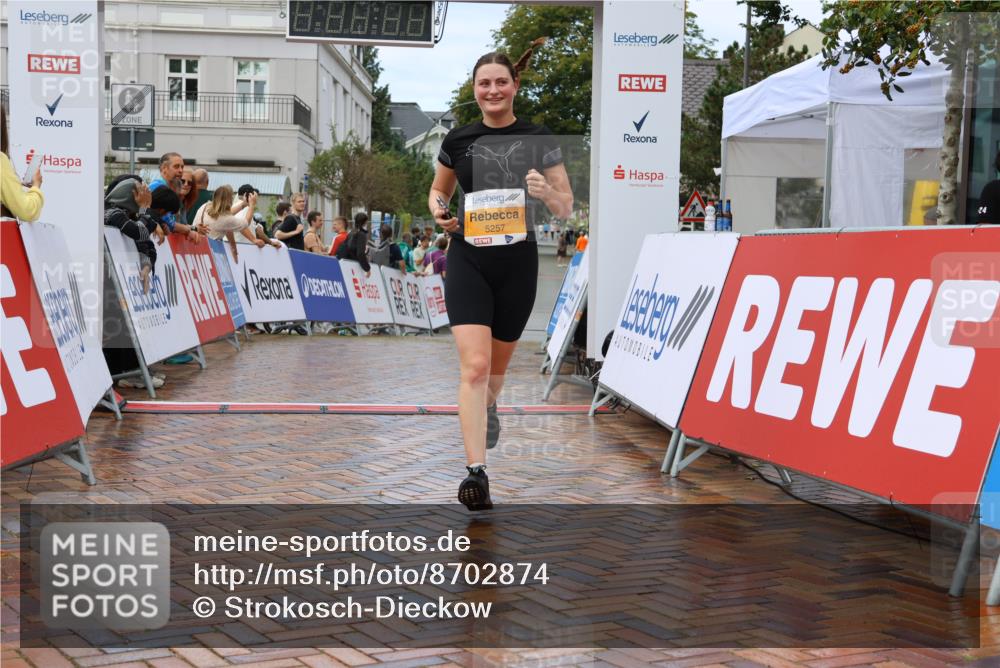 31.08.2025 - 21. Blankeneser Heldenlauf Strokosch-Dieckow http://msf.ph/oto/8702874 31.08.2025 13:16:41 Ziel 5257, 5474 meine-sportfotos.de