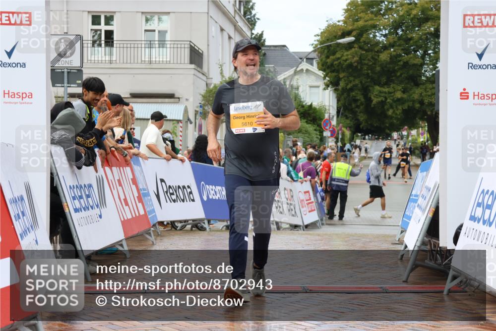 31.08.2025 - 21. Blankeneser Heldenlauf Strokosch-Dieckow http://msf.ph/oto/8702943 31.08.2025 13:16:01 Ziel 5610 meine-sportfotos.de