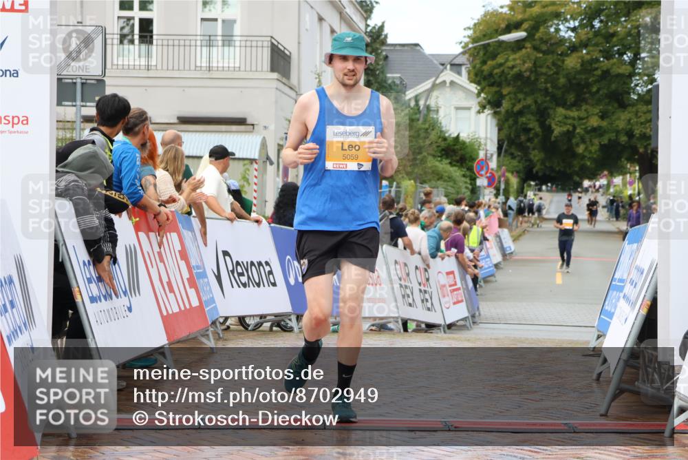 31.08.2025 - 21. Blankeneser Heldenlauf Strokosch-Dieckow http://msf.ph/oto/8702949 31.08.2025 13:15:44 Ziel 5059 meine-sportfotos.de